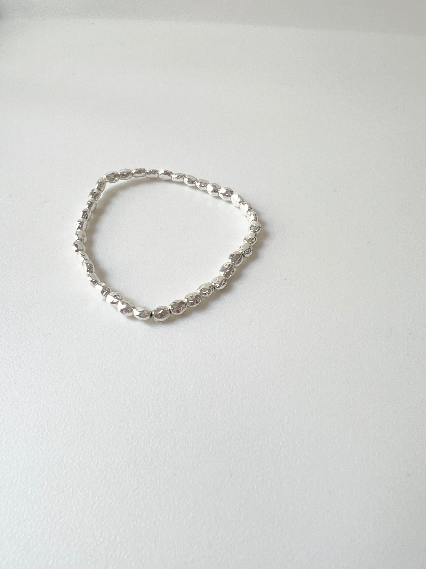 不規則的粒粒石手鏈