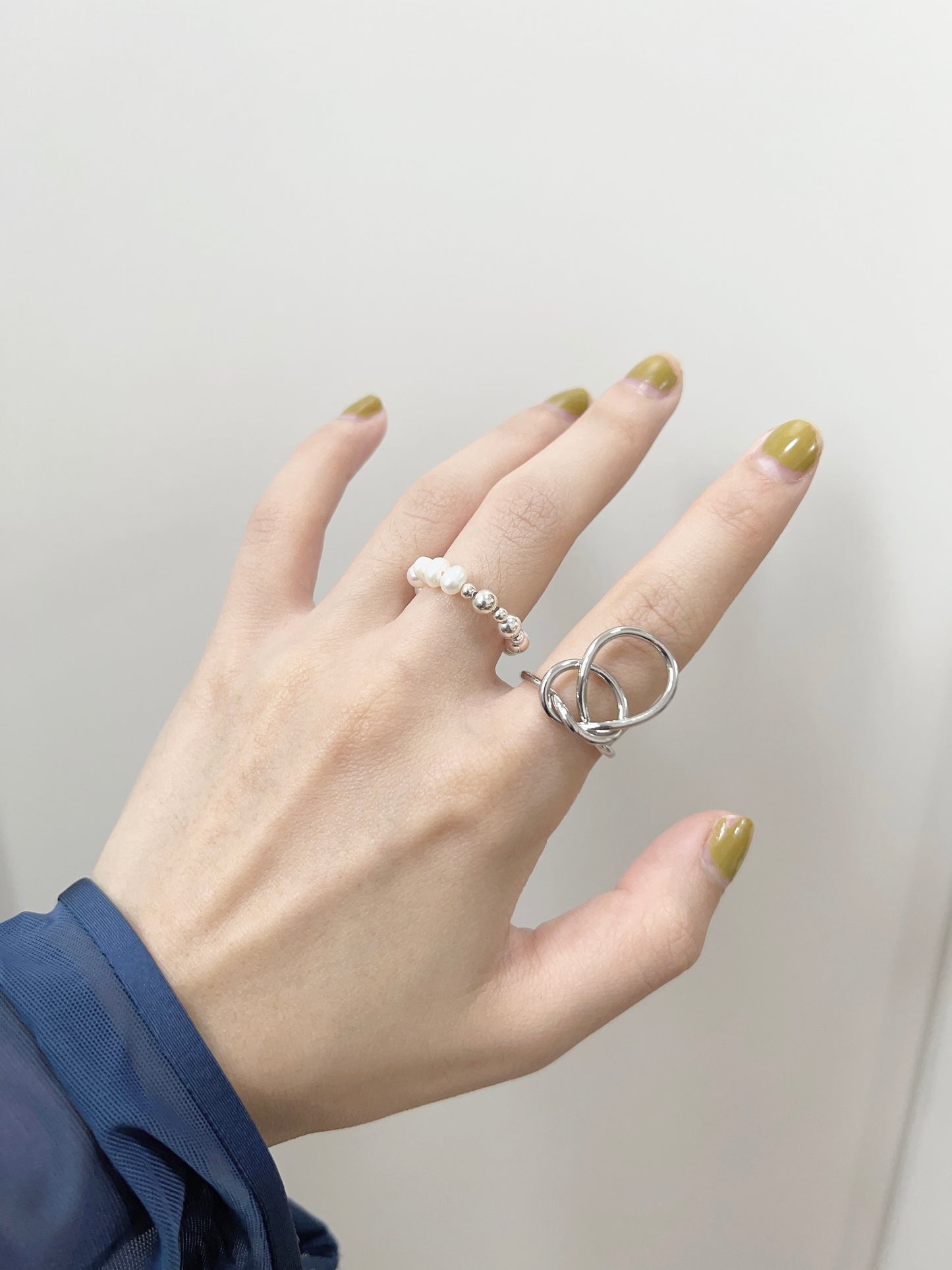 不同大小的圈圈RING