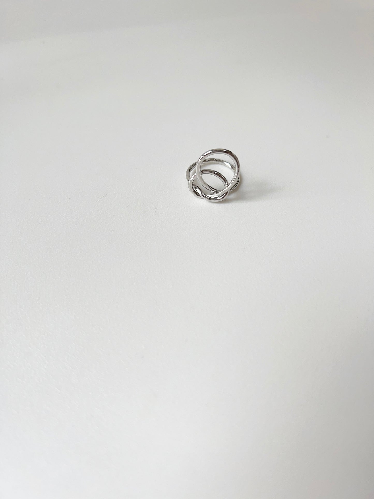 不同大小的圈圈RING