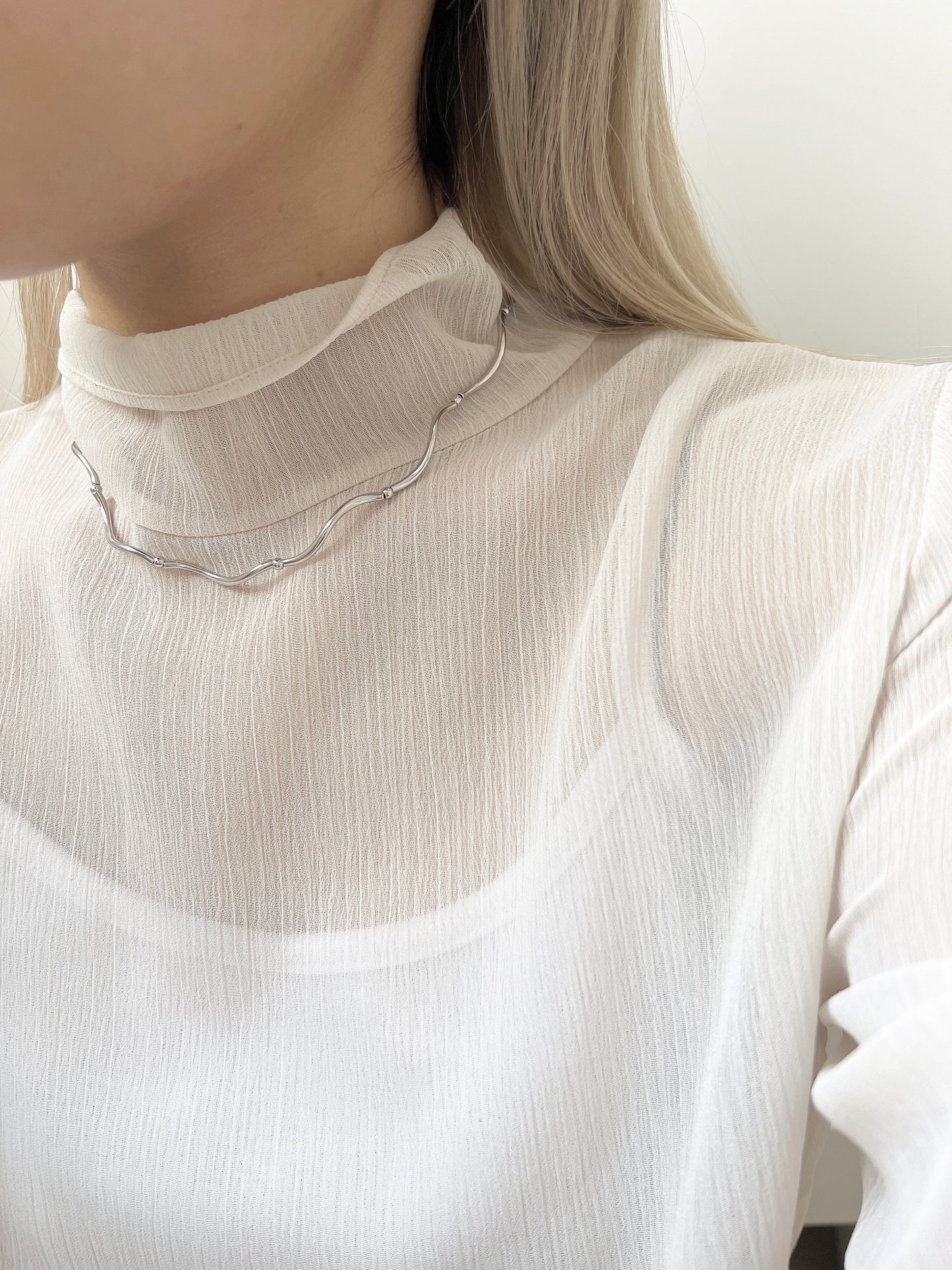 氣質波浪微曲頸鏈