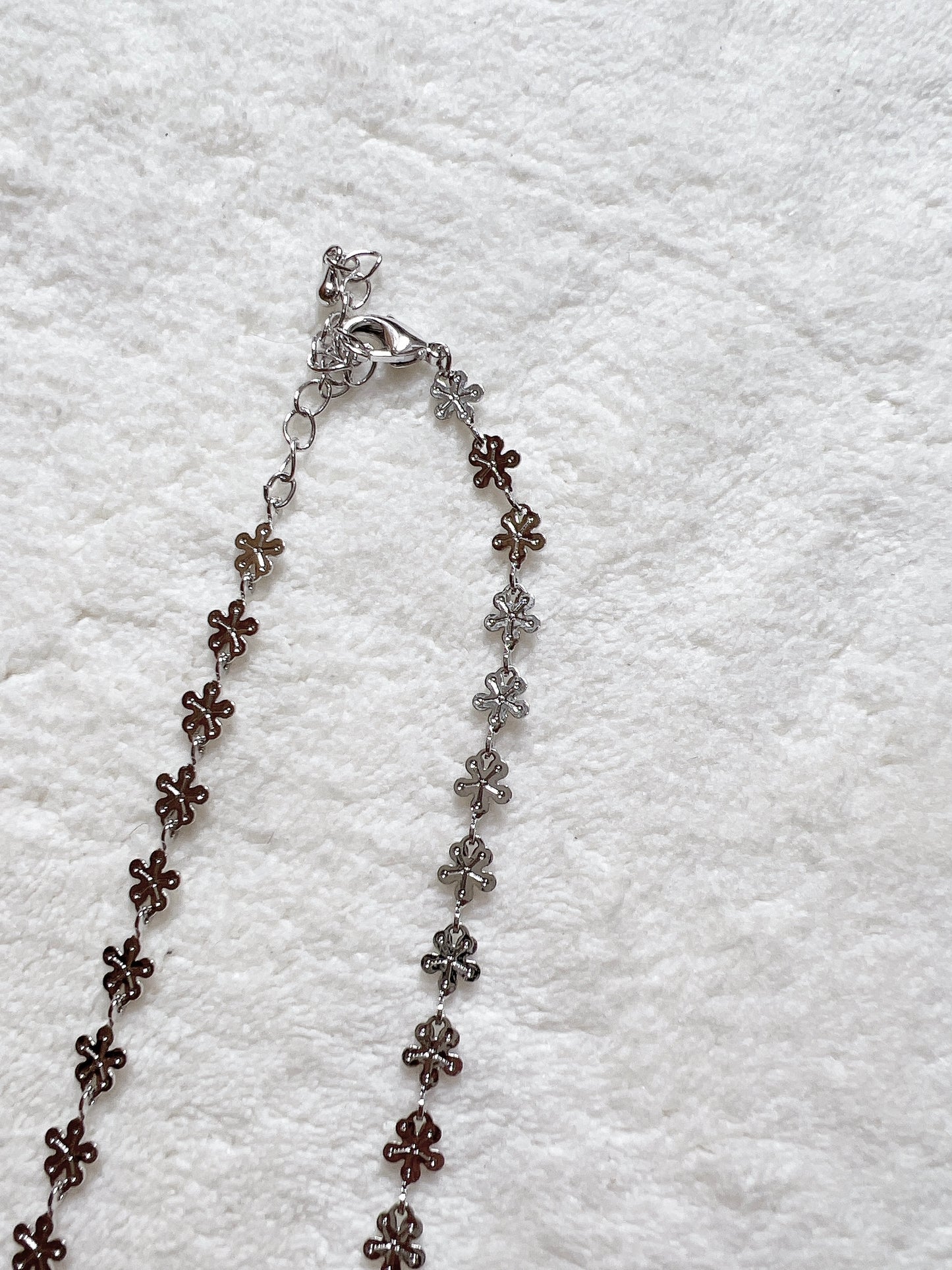 粒粒小花花頸鏈