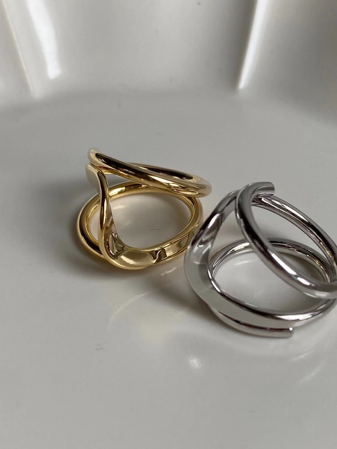 三層 S 線條戒指