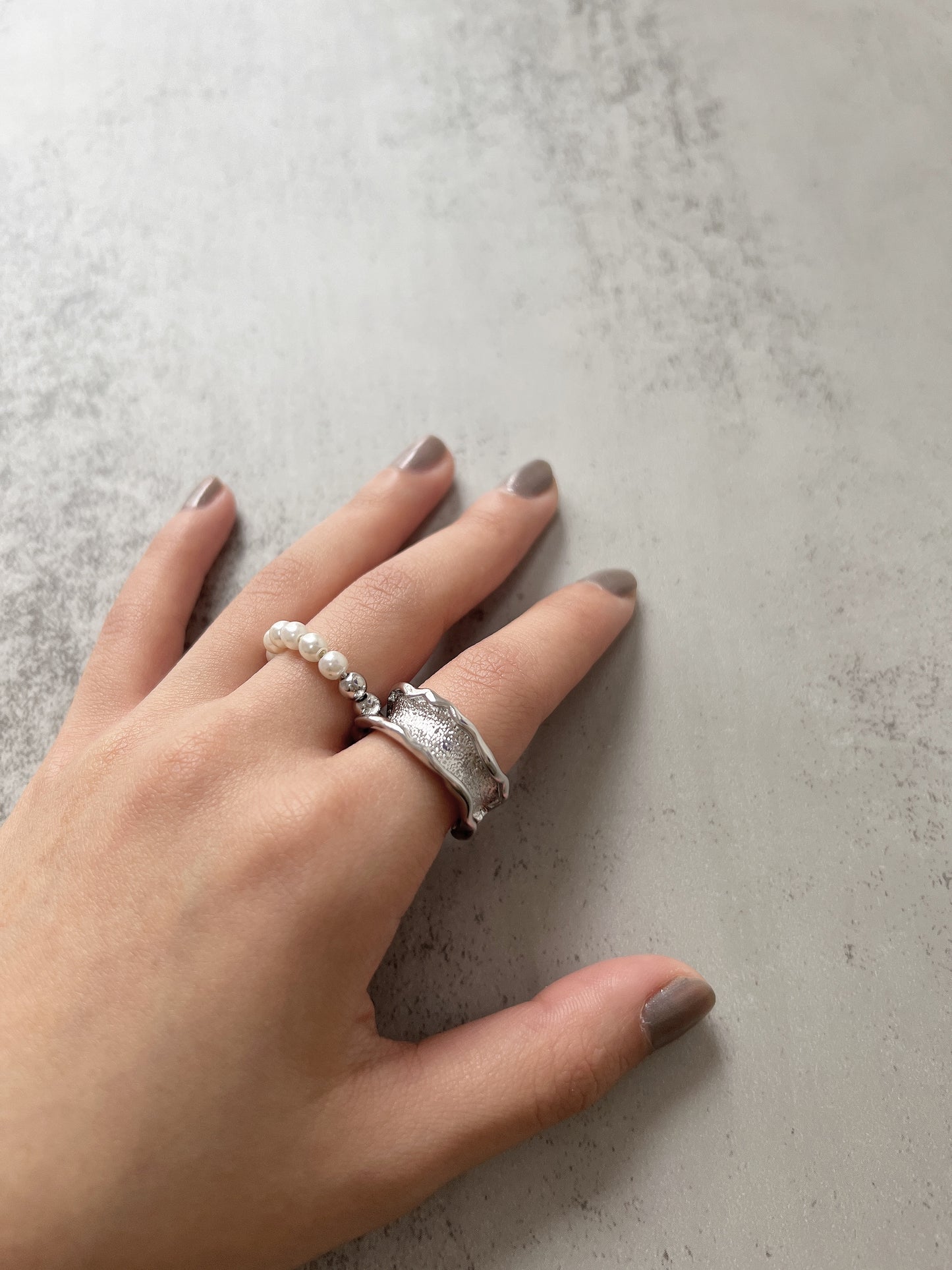 壓紋反摺邊戒指