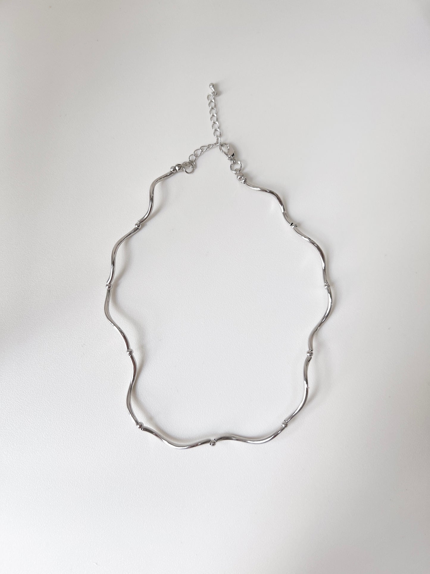 氣質波浪微曲頸鏈