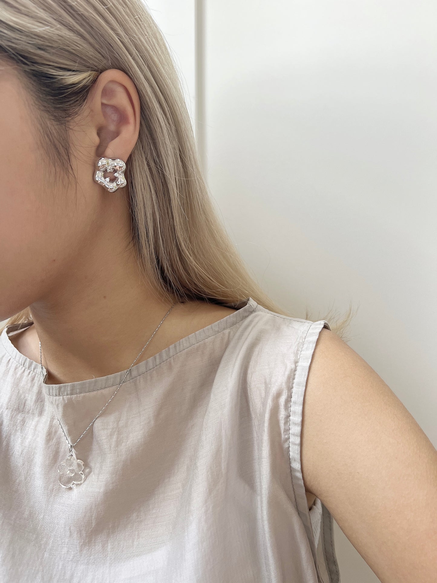 不規則花花閃石耳環