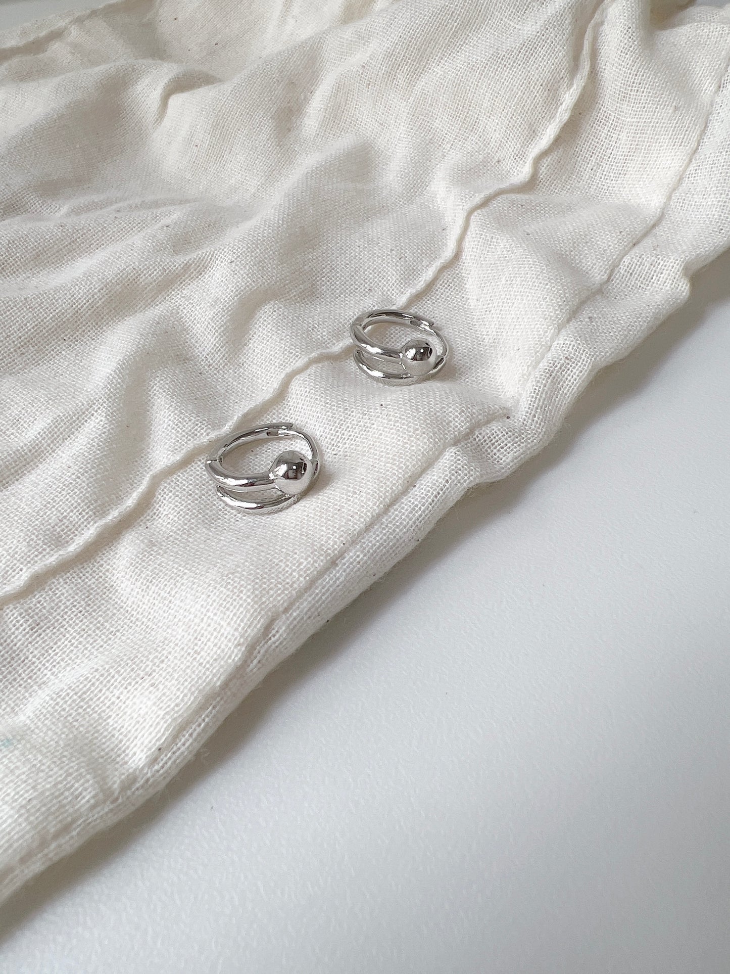 日常// 小彎珠珠耳環