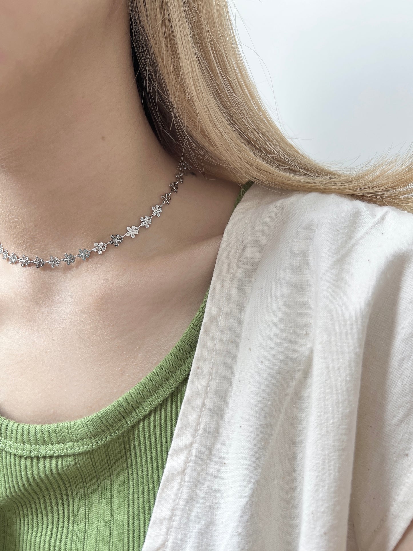 粒粒小花花頸鏈
