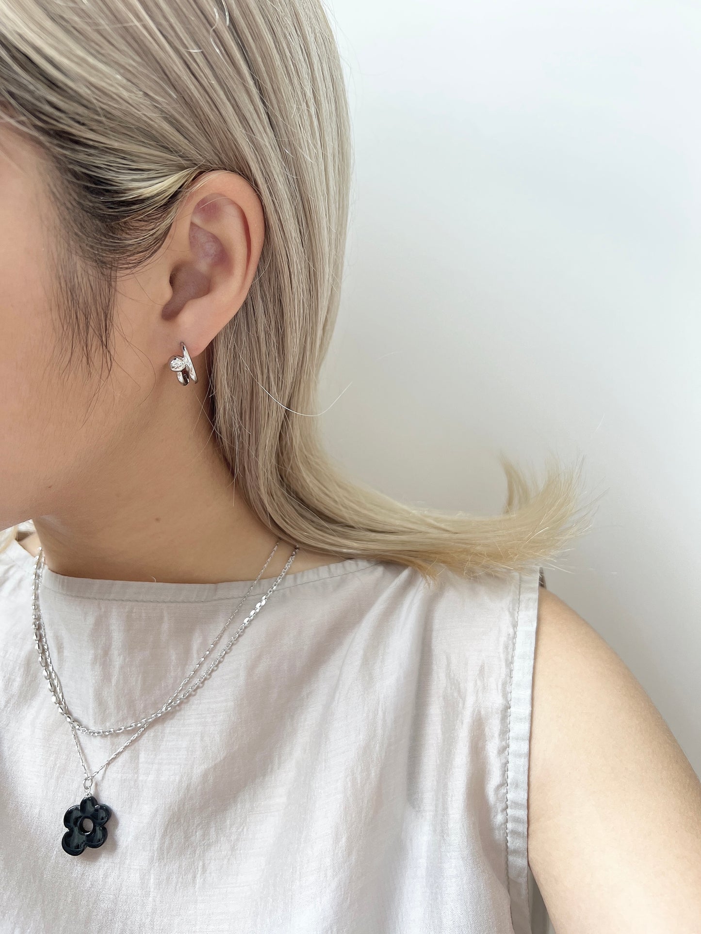 日常// 小彎珠珠耳環