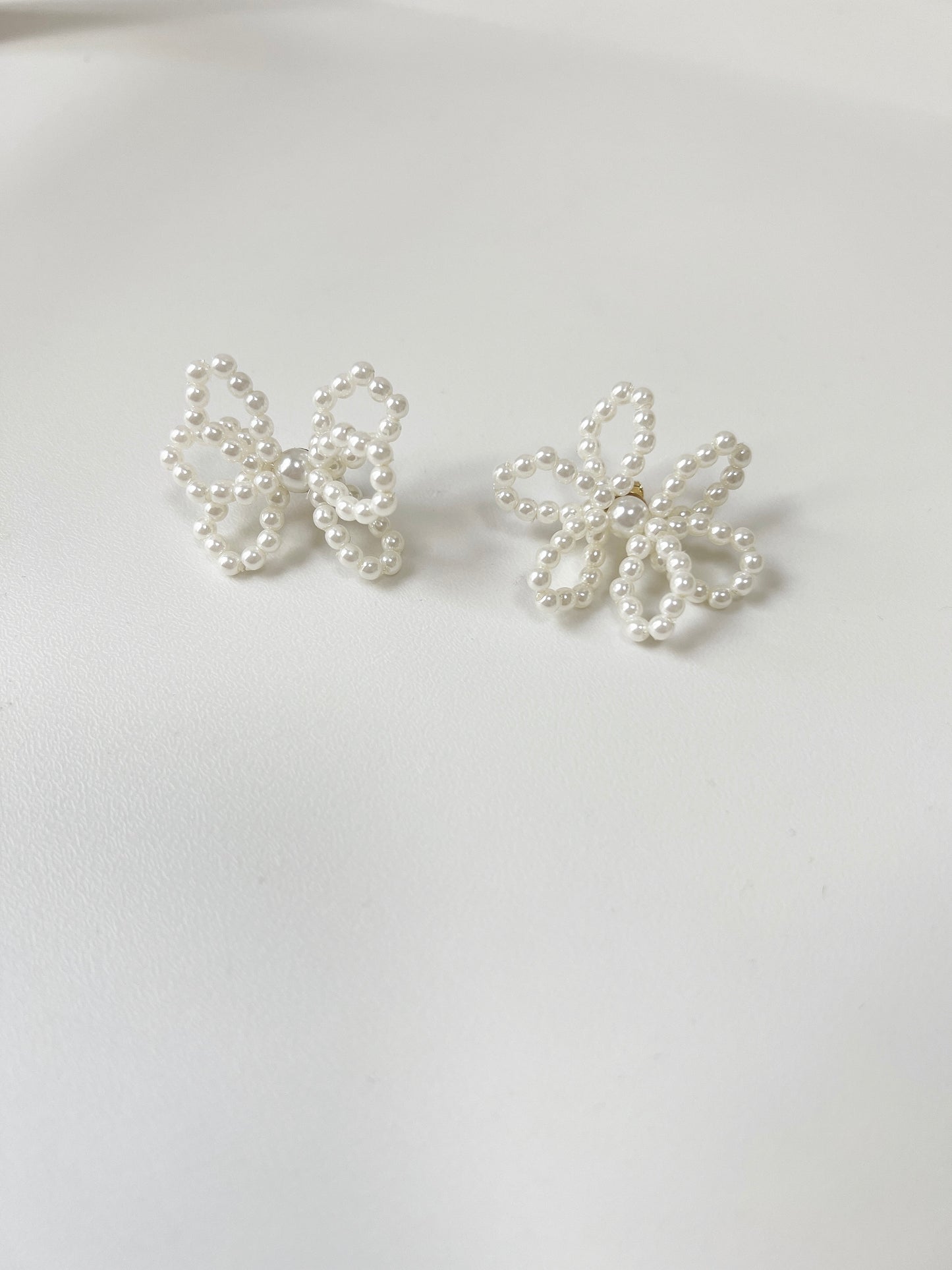 氣質珍珠花形狀耳環