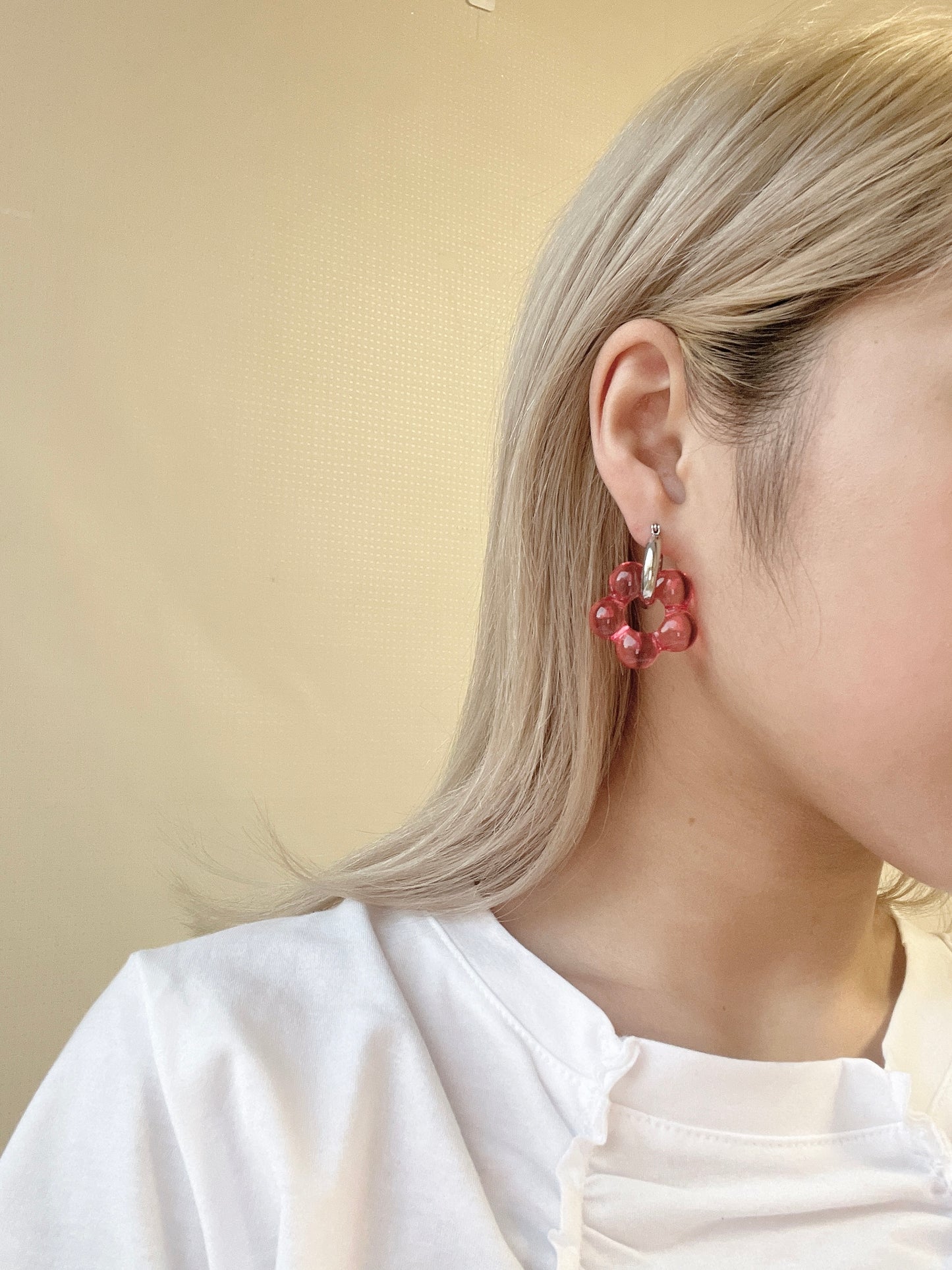 4色入 透明玻璃感花花耳環